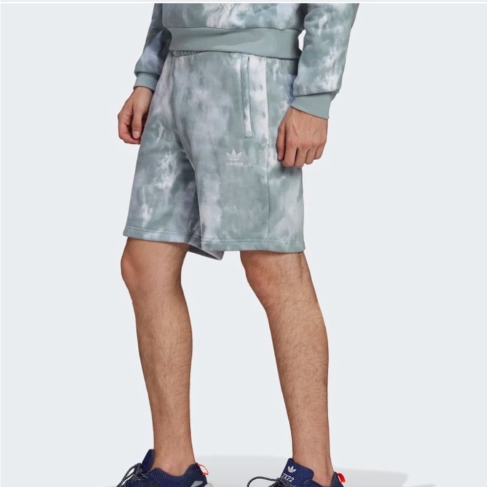 adidas adicolor essentials trefoil shorts magic grey
